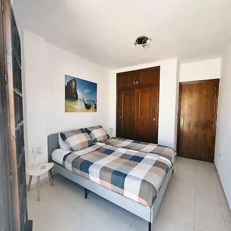 El Paraiso, 1 Bedroom 300m From The Sea * Torrevieja