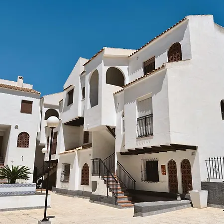 El Paraiso, 1 Bedroom 300m From The Sea Apartment *